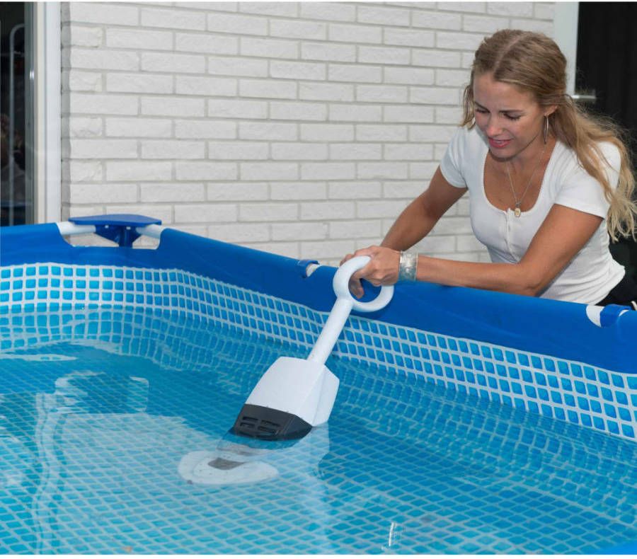 Infinite Spa Zwembad en spa reiniger accu handmodel